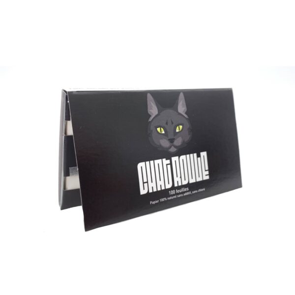 Chat Roule Court